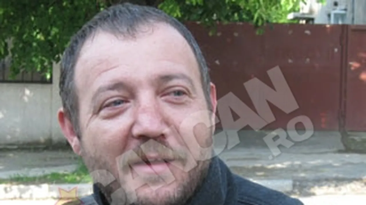 A demolat gardul cu taxiul