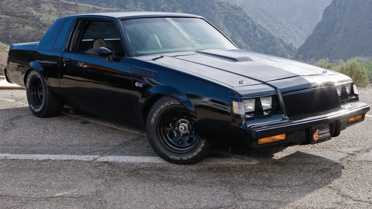 Un român a cumpărat 4 maşini folosite în filmul Furios și Iute. Ce a făcut cu ele