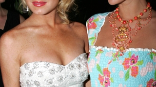 Lindsay Lohan si Paris Hilton s-au reimprietenit! Au plecat impreuna in vacanta!