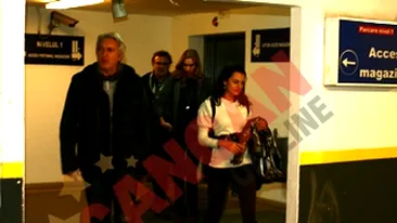 Cotabita a abandonat doua tinere in parcare