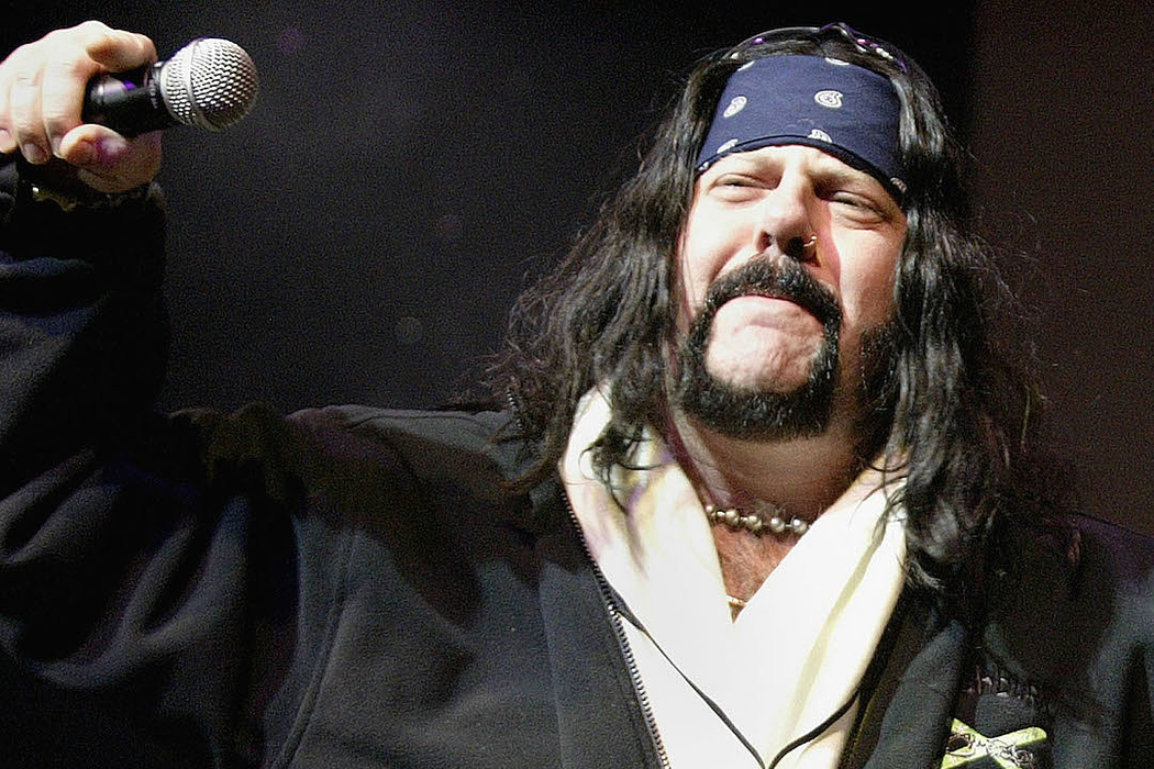Tragedie în muzică. Vinnie Paul, fostul baterist al trupei Pantera, a murit la 54 de ani!
