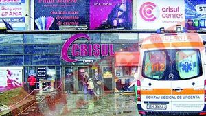 Au furat sapte kilograme de bijuterii din mall