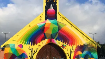 O biserică abandonată din Maroc s-a transformat într-un adevărat obiectiv turistic după ce un artist graffiti a pictat-o!