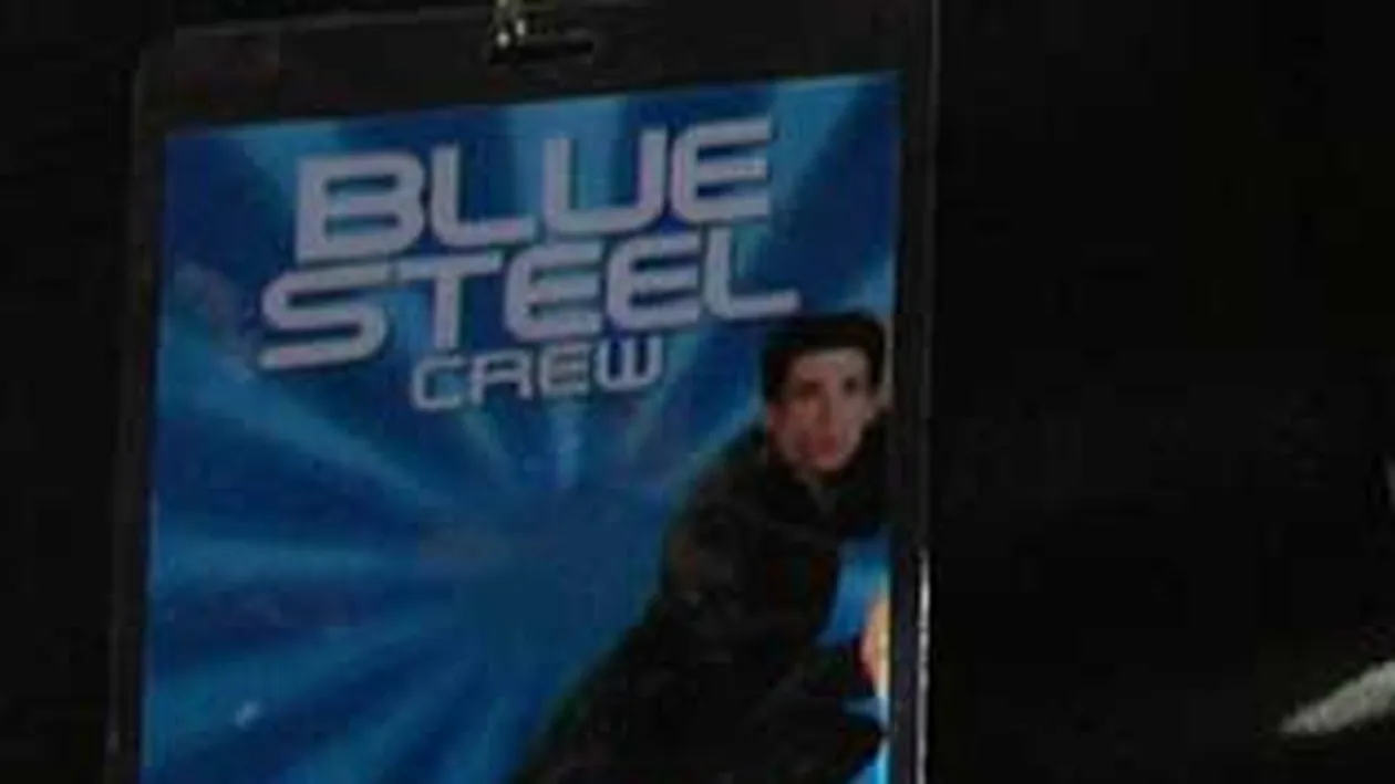 Katie Holmes, aparata de bodyguarzi blindati