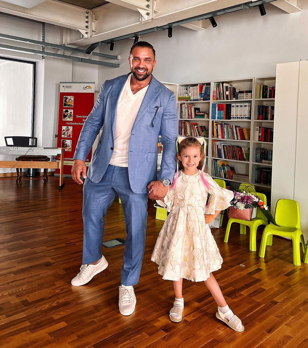 Cum se înţeleg Iulia Sălăgean și Alex Bodi în prezent. Blondina a făcut dezvăluiri: „Mai luăm masa împreună…”
