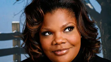 S-a ales praful de ele! Regina R'n'B Toni Braxton şi actriţa Mo'Nique au dat faliment! Sunt nevoite să-şi vândă casele!