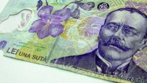 Au apărut primele imagini! Cum arată noua bancnotă de 100 de lei