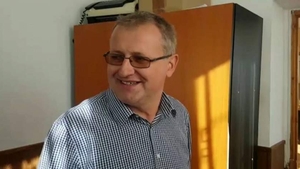 Daniel Bogdan Davidescu, primarul din Șotrile bănuit că a şantajat cu imagini compromiţătoare o copilă de 13 ani, trimis în judecată