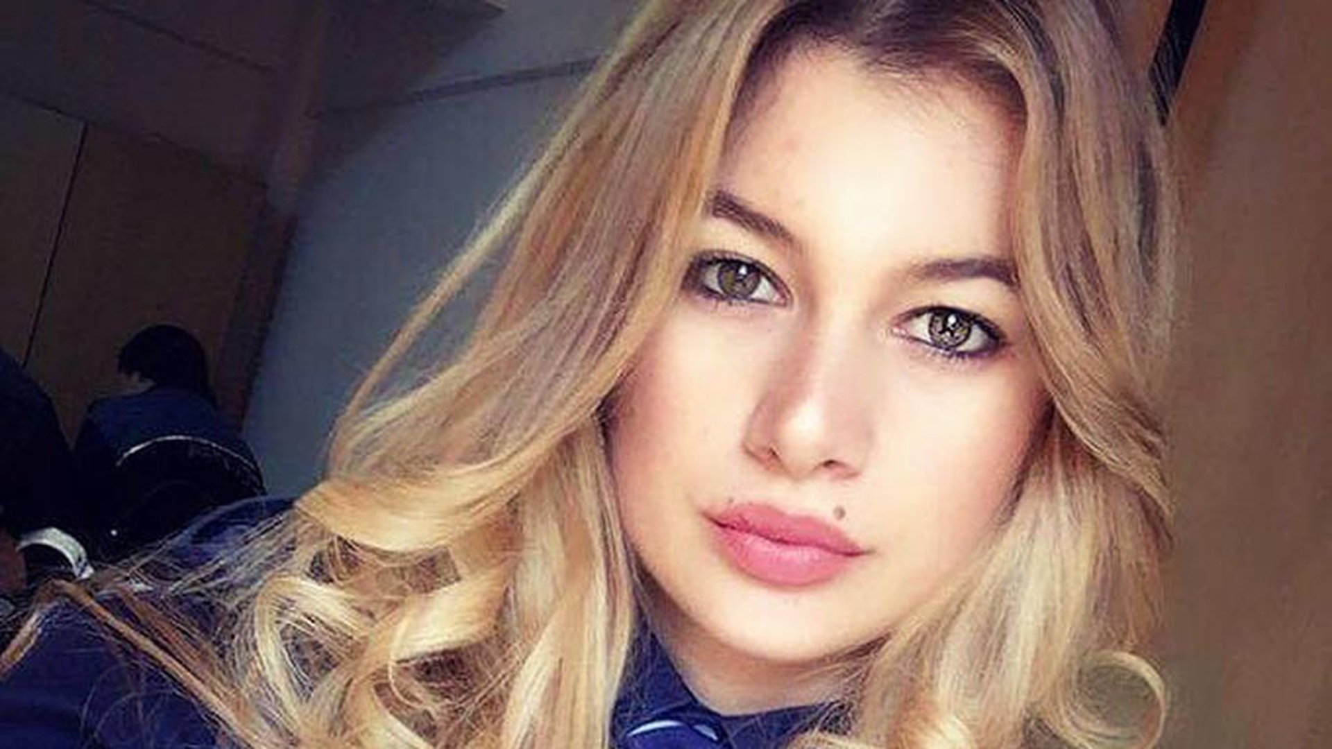 Cum a reacţionat MARIAN GODINĂ când a văzut-o pe această poliţistă pe Facebook: "Începeţi să exageraţi..."