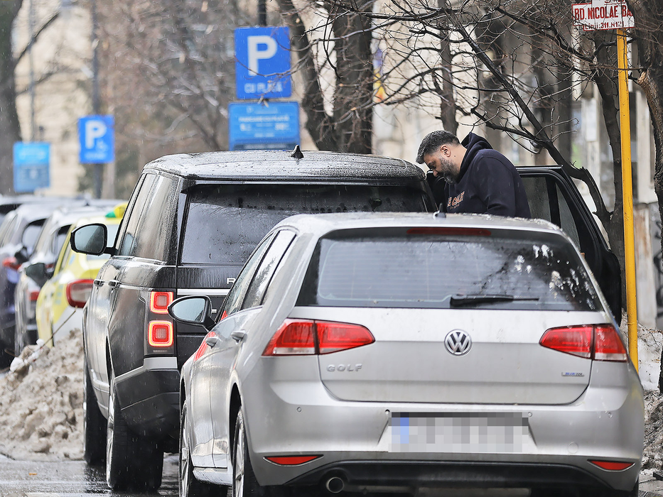 Cu cine a ieșit Grasu XXL în oraș, de Dragobete. Nu-l vezi des în astfel de ipostaze!