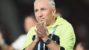 Anunț de ultimă oră despre starea lui Dan Petrescu! Familia antrenorului a venit de urgență în țară | EXCLUSIV