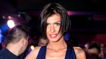 Ce mama sexy are Mădălina Pamfile! Fosta asistenta are cu ce se lăuda! Uite de la cine a mostenit frumusetea