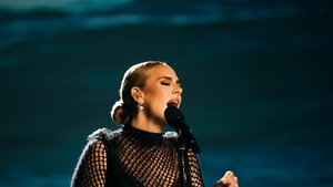 De ce a avut nevoie cântăreața Adele de ajutorul psihologului: „Făceam cinci ședințe pe zi”