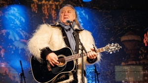 Nu e o glumă! Cât costă un bilet la concertul de Crăciun al lui Ștefan Hrușcă