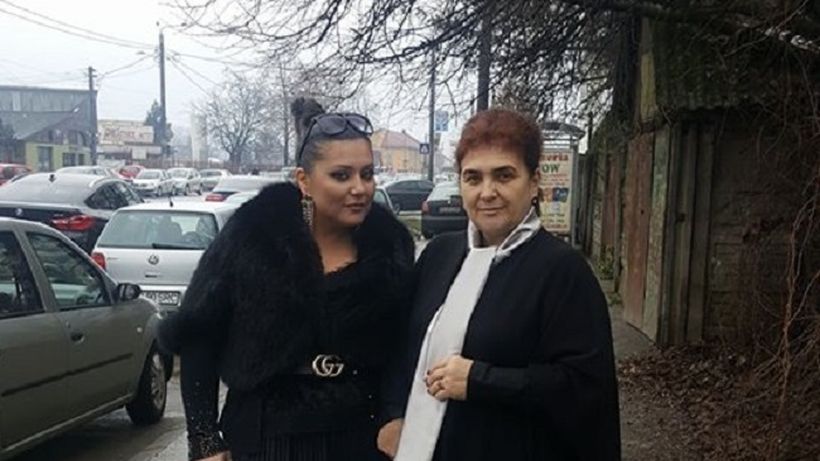 FOTO / Bianca Rus şi-a tăiat stomacul! Cum arată artista la o săptămână după operaţia dificilă, dar şi câte kilograme a slăbit: „Mi-e frică rău de tot”