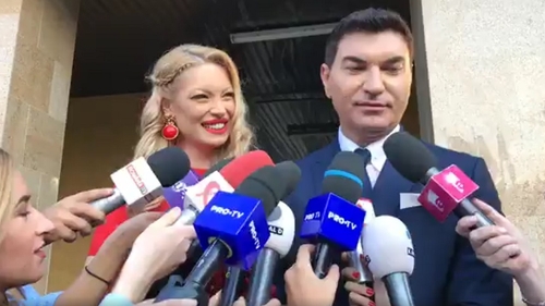 Valentina Pelinel și Cristi Borcea, primele declarații după cununia civilă: “Luna de miere o s-o facem la psihologie-psihiatrie”