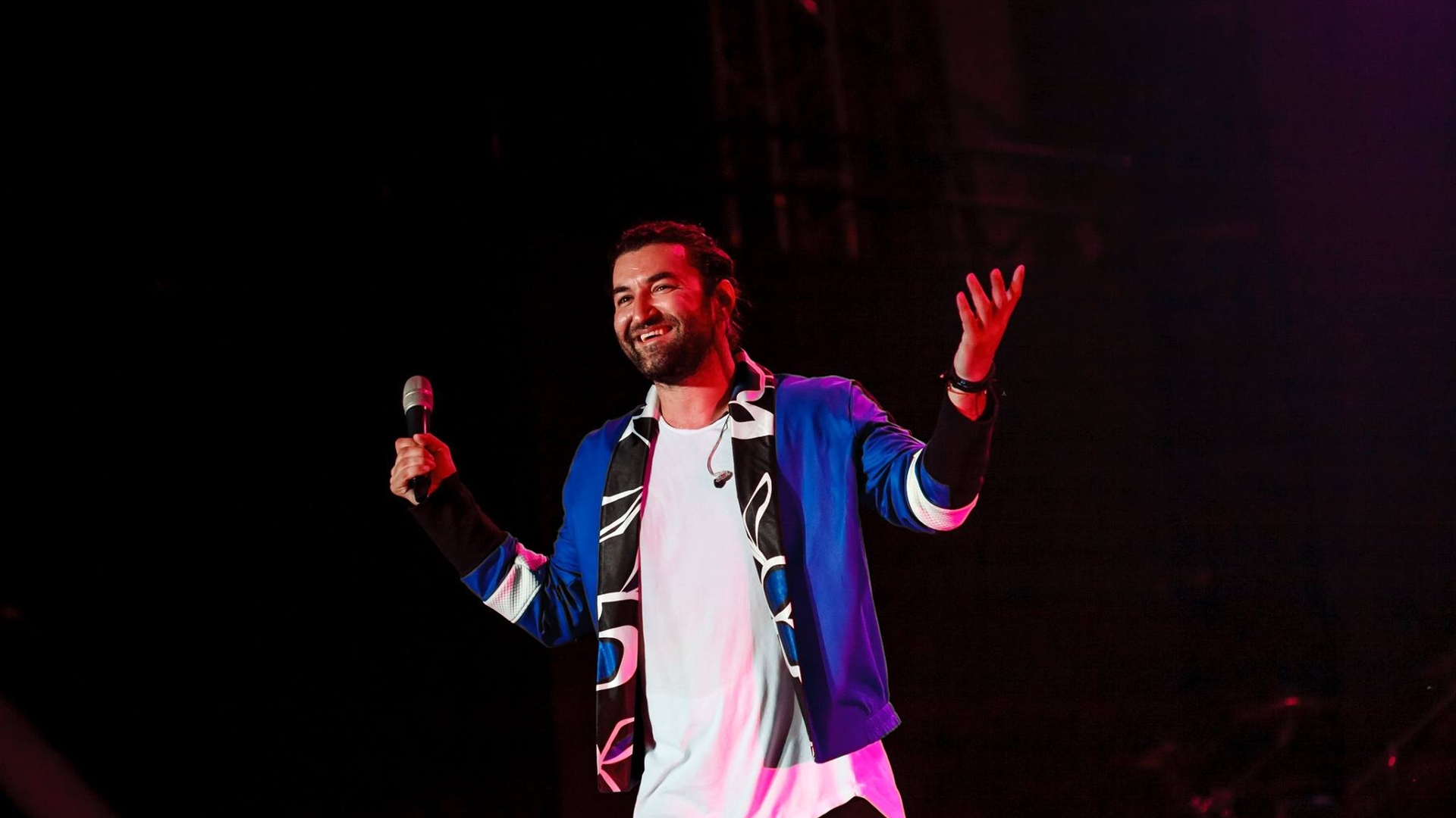 Cum a ajuns Smiley astăzi, din greșeală, în direct la "Teo Show" de la Kanal D