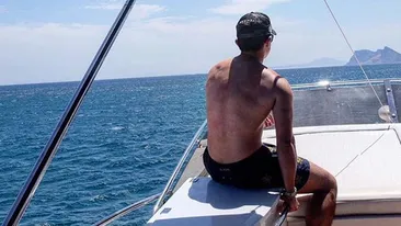 El este cel mai excentric prinţ din lume! Cum trăieşte Abdul Mateen, fiul sultanului din Brunei