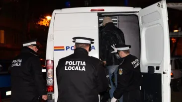 Antonio Banderas, săltat pe străzile din Craiova de către poliţişti. Era cu un prieten şi aveau la ei...