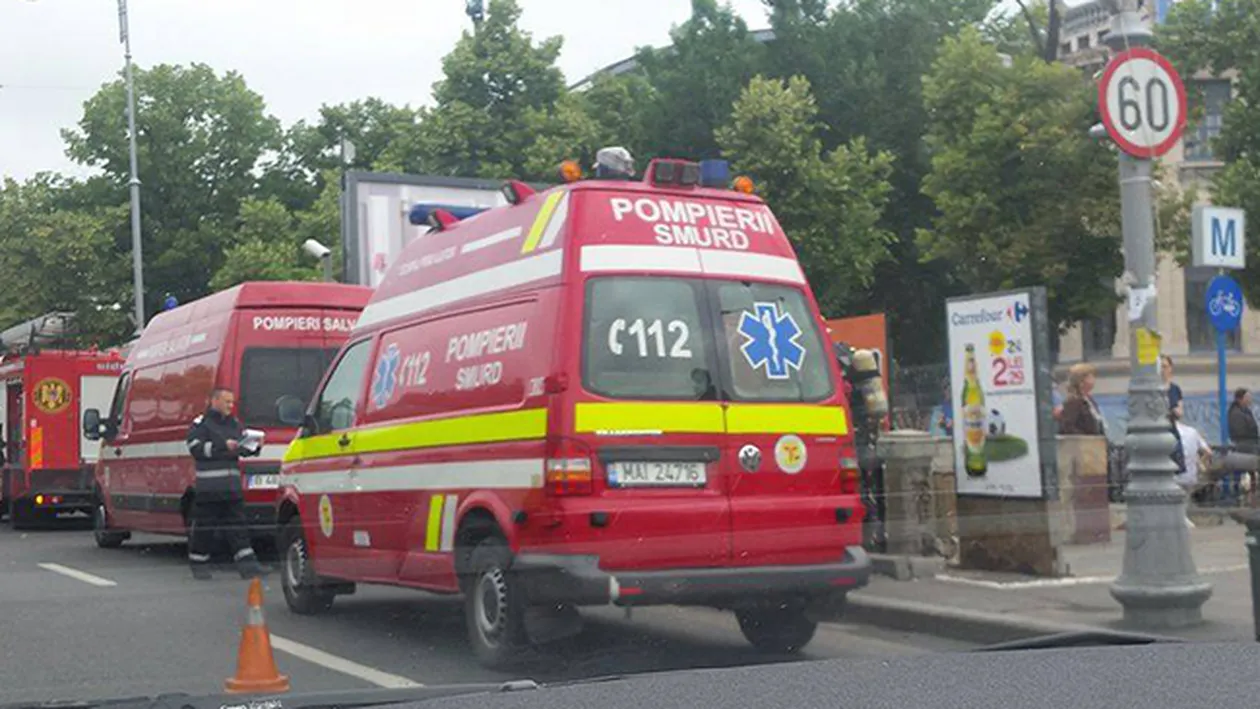 Fum la metrou! Circulaţia este blocată. Au intervenit şase autospeciale de pompieri