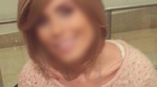Sanziana Negru, schimbare radicala de look! Fosta iubita a lui Smiley si-a tuns parul scurt si s-a facut blonda! Iti place cum ii sta?
