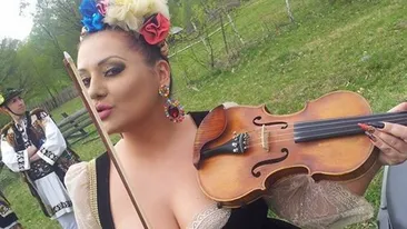 Culmea penibilului! Vezi cum s-a pozat Bianca Rus in cada si ce au spus toti cand au vazut imaginea! Fa si tu baita goala!