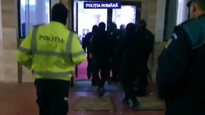 Majorat întrerupt de mascați în Dâmbovița. Tinerii au plătit cel mai scump cadou
