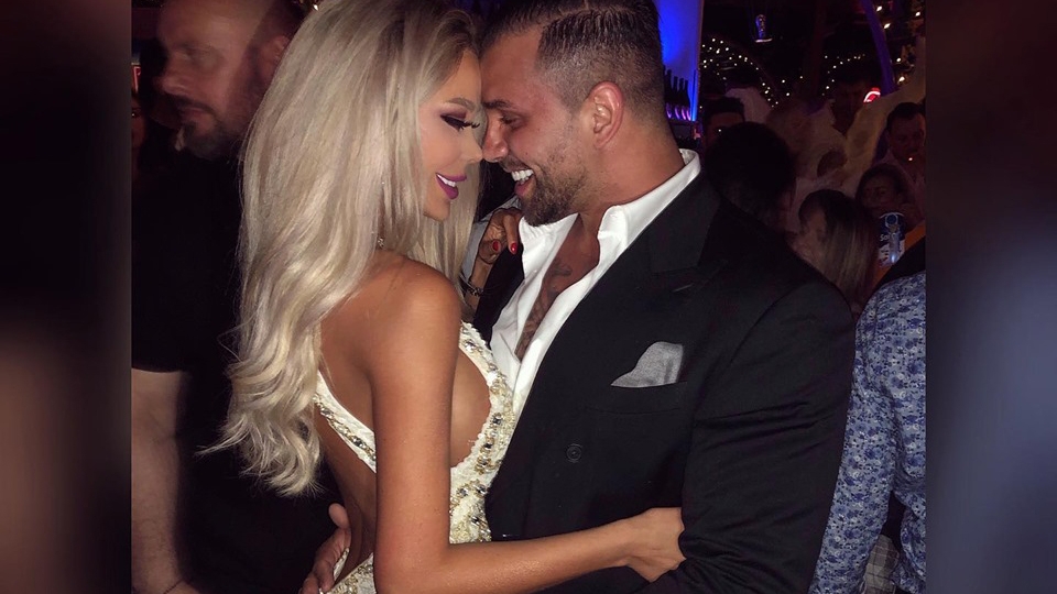 Bianca Drăgușanu a arătat tuturor burtica de gravidă. S-a întâmplat la scurt timp după împăcarea cu Alex Bodi