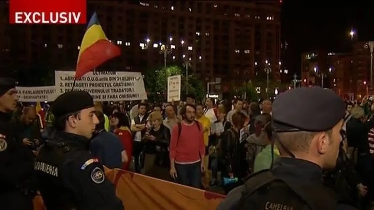 Protest în Capitală! Circulaţia a fost blocată 