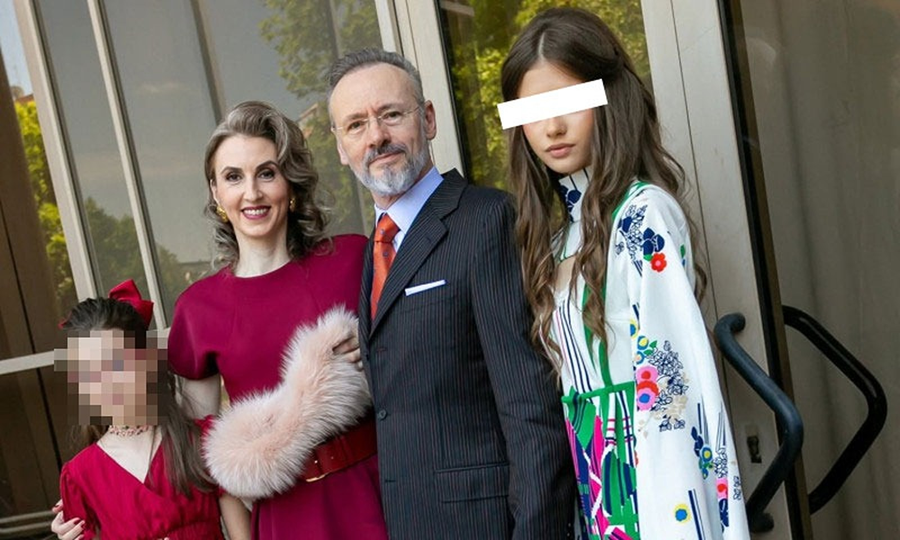 Mihai Albu, prins între două femei importante. Cum se înțeleg soția lui și fiica Mikaela