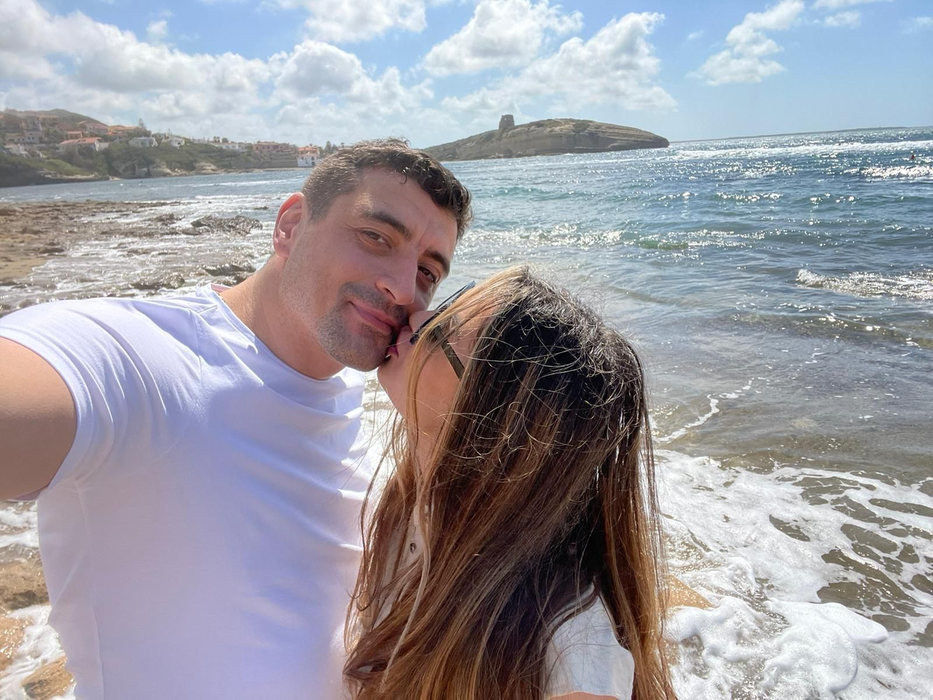 George Simion se căsătorește cu o studentă de 24 de ani! Cine e Ilinca Munteanu, tânăra pe care tocmai a cerut-o de soție