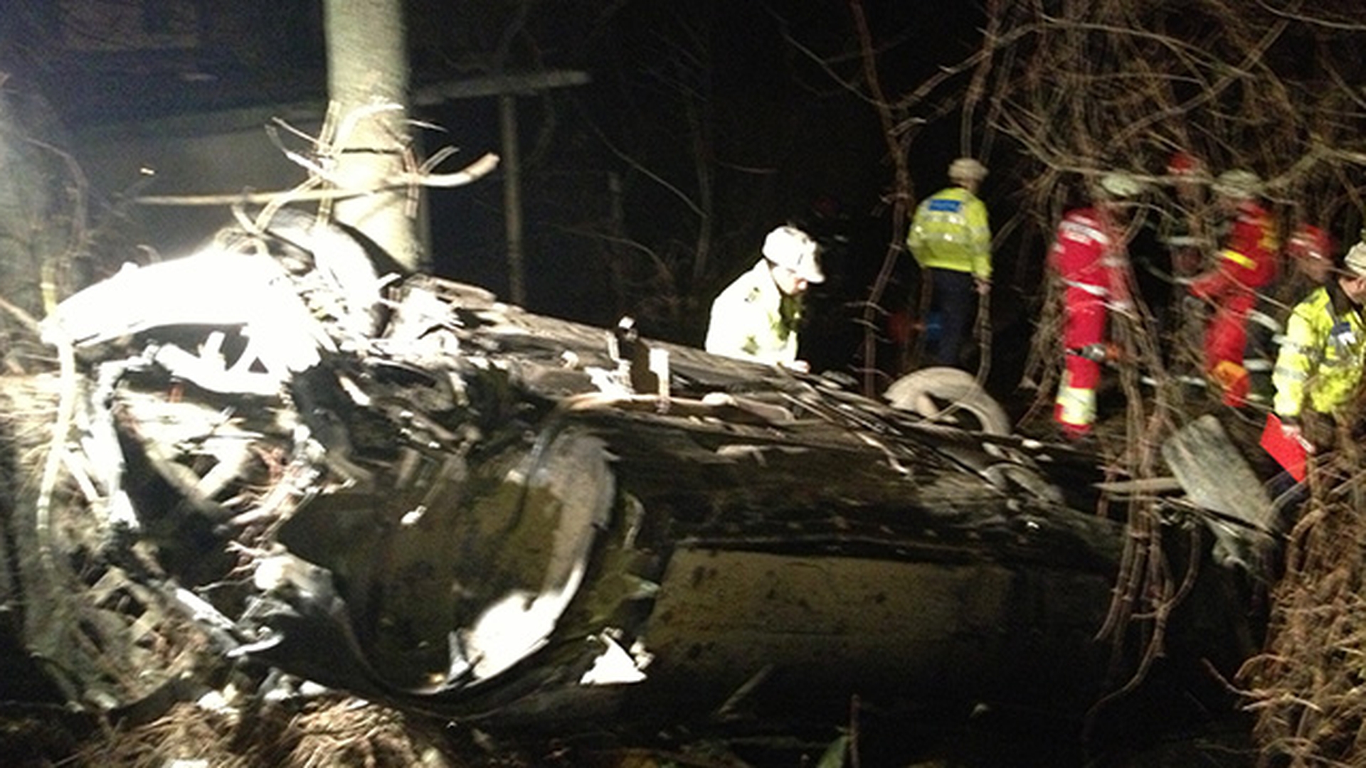 Accident GRAV pe DN1! Trei tineri au ajuns la spital, dupa ce masina in care se aflau s-a rasturnat din cauza vitezei