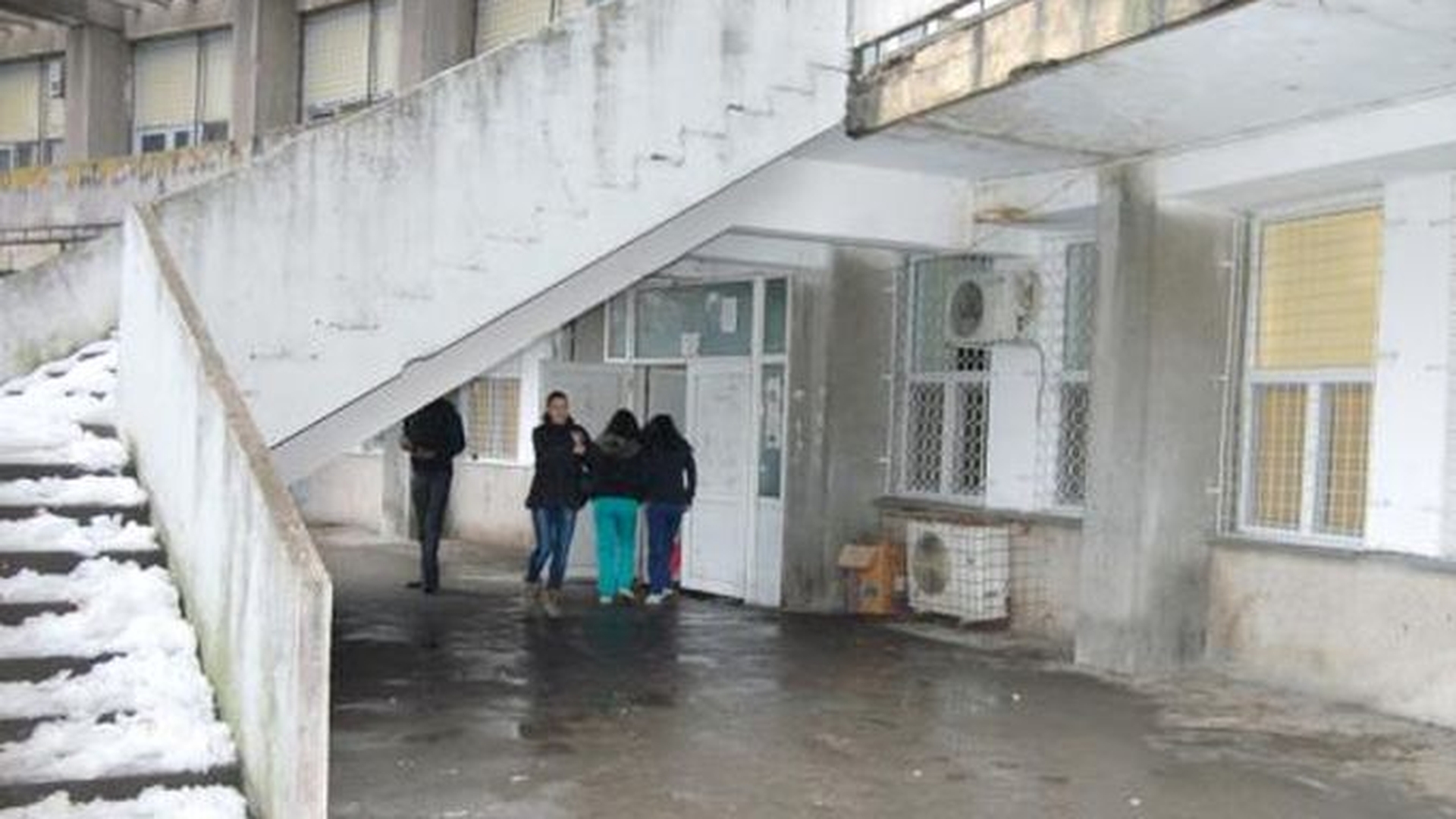 Imagini terifiante din spitalele din Romania. “Peste tot e numai rugina si...”. Aici ne ingrijim bolnaviii!
