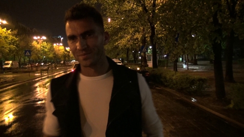Dormitorul in care Tecau o rasfata pe Andreea Raicu a avut o alta… “musafira” la 5.30 dimineata!