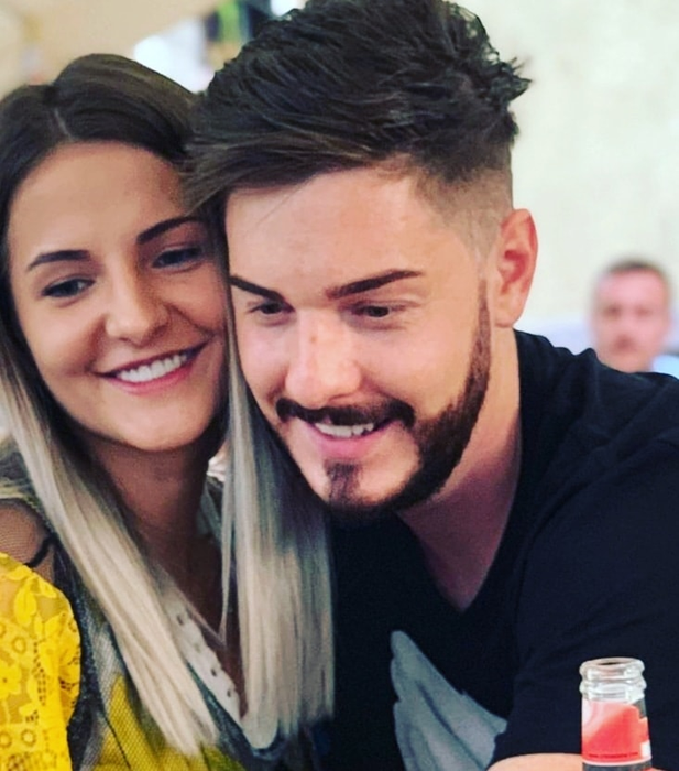 Nuntă mare în familia de la Insula Iubirii! Unul dintre foștii concurenți și-a cerut femeia iubită de soție
