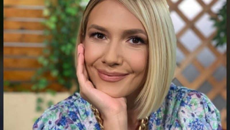 Adela Popescu, mărturisiri despre una dintre cele mai grele perioade din viața ei: ”Totul a culminat cu o criză de plâns într-un supermarket”