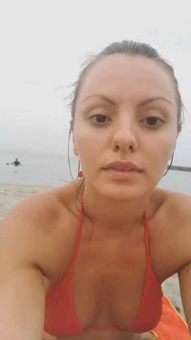 Fotografii incendiare cu Alexandra Stan, făcute publice după despărțirea de iubitul ei