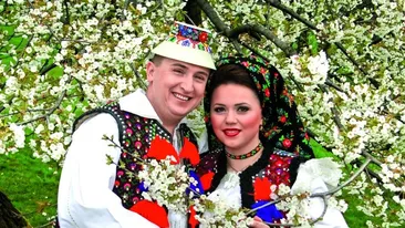 Secretul incredibil care a tinut unit cel mai celebru cuplu din muzica populara! In fiecare dimineata, cand intra in baie ...