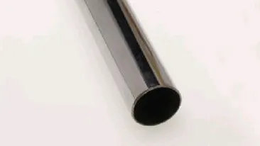 Fetita de 6 ani, ranita la scoala! A fost lovita in cap de o bara metalica!