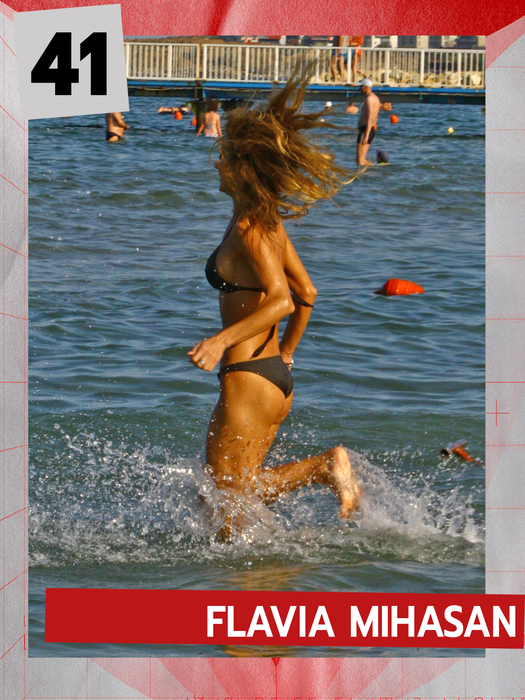 TOP 50 cele mai jucăușe fete care se zbenguie pe plajă. Ce locuri ocupă Antonia, Ramona Olaru, Roxana Ilie, Lora sau Cristina ICH