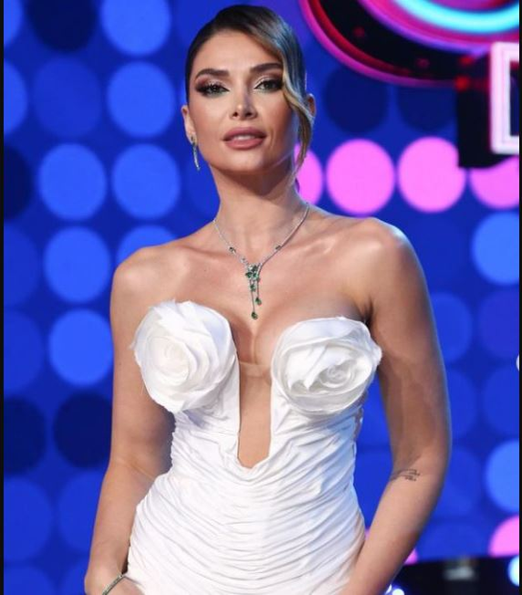 Alina Pușcaș, buget de 400 de euro pentru a rezolva problemele de acasă/ sursă foto: social media
