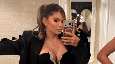 Soția de fotbalist care a furat toate privirile la nunta lui Radu Drăgușin. Petrecere cu ștaif la Athenee Palace