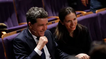 Mirabela, iubita lui Nicușor Dan, sfătuită să “umble” la imagine. Ce ar trebui să schimbe la aspectul fizic