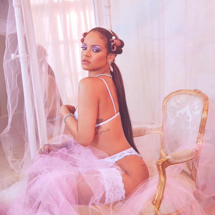 Rihanna și noul iubit, ASAP Rocky, sunt de nedespărțit! Deși nu și-au asumat încă relația, apropiații i-au dat de gol: “Ea este foarte fericită” | FOTO
