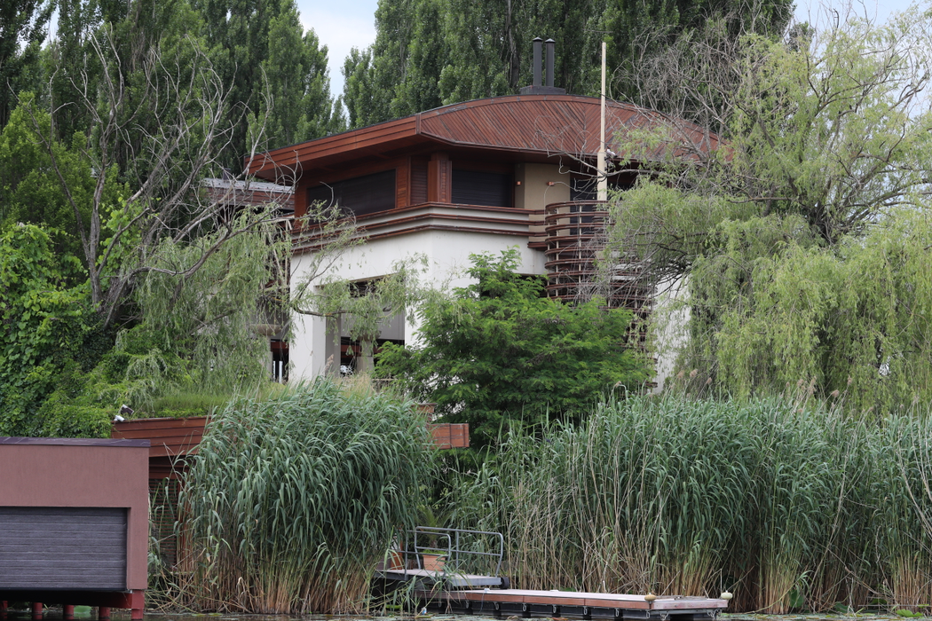 Fabulosul domeniu de la Snagov, deţinut de Dinu Patriciu, este acum abandonat în voia sorţii