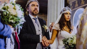BOBBY PĂUNESCU a dus-o la altar pe ALICE PENEACĂ! Cei doi au strălucit la propriu