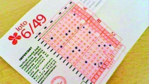 Doar sase sunt norocoase! Vezi incotro a luat-o premiul de milioane de euro