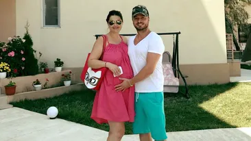 TAVI CLONDA îşi sărbătoreşte ziua de naştere! Soţia lui, Gabriela Cristea, i-a făcut o declaraţie de dragoste:”M-a aşezat în braţele tale...“