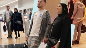 Primele imagini cu fotbalistul de ”națională” & logodnica însărcinată