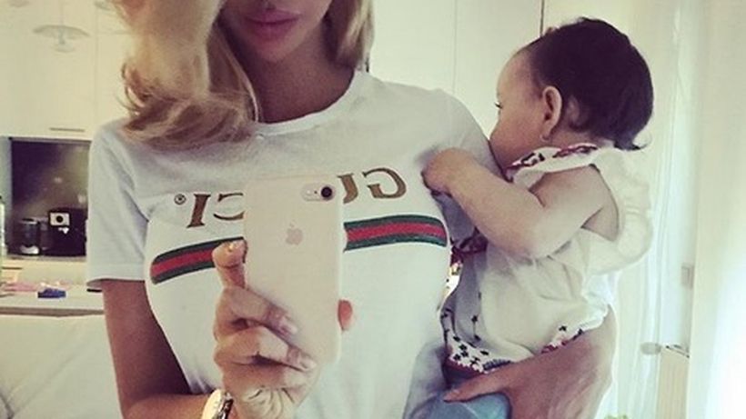 Bianca Drăguşanu, o nouă intervenţie estetică! Iubita lui Victor Slav s-a lăsat din nou pe mâna specialiştilor